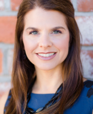 Portrait photo of Carrie Gibbs